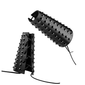 karwasz CONE STUD 9-RZĘDOWY black