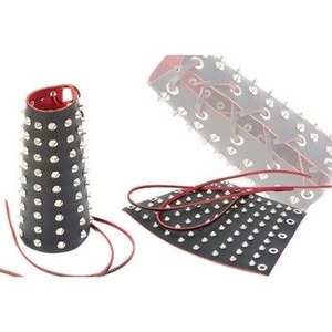 karwasz CONE STUD 9-RZĘDOWY