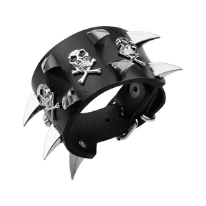 pieszczocha SKULL, SPIKE