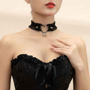 naszyjnik/choker  HEART (black)