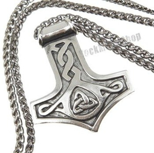 wisior + łańcuch MŁOT THORA