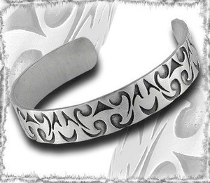 BRANSOLETA NA RĘKĘ