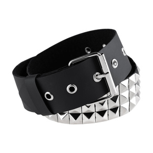 pasek z ćwiekami PYRAMID 3-rzędowy gęsty, skóra ekologiczna