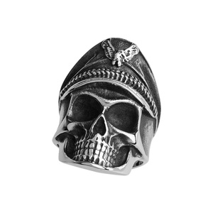 pierścień SKULL