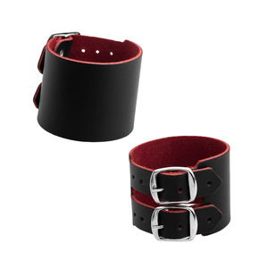 pieszczocha GŁADKA czarno-czerwona 4,7 cm