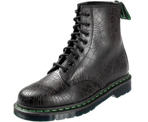 glany DR. MARTENS - DM 1460 SW BLACK SKULL WEB SMOOTH (DM23901001)