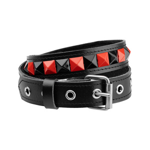 pasek z ćwiekami PYRAMID 1-rzędowy gęsty, skóra ekologiczna