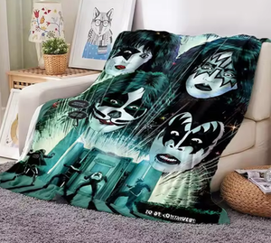 narzuta/koc KISS - TO BE CONTINUED