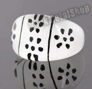 pierścień FLORAL biały