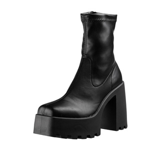 botki damskie na obcasie ALTERCORE czarne (AGNES BLACK)