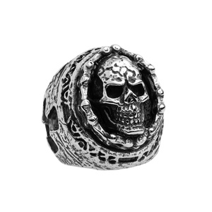 pierścień SKULL