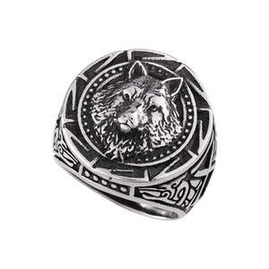 pierścień WOLF