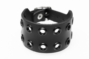 pieszczocha z ćwiekami 2-rzędowa OCZKA BLACK