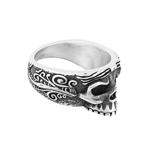 pierścień SKULL