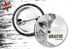 przypinka AKURAT - TWARZ